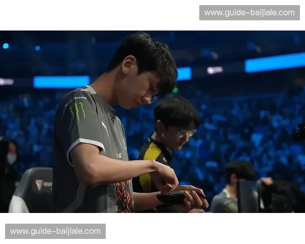 硝烟再起！里约奥运赛场，中国女排如何上演惊天逆转，铸就传奇？